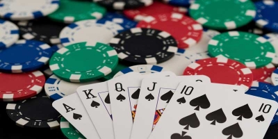 Poker - Hướng dẫn cách chơi bài đơn giản dễ hiểu